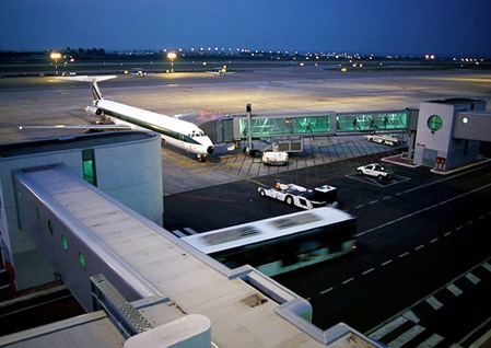 Parcheggio aeroporto di Bari