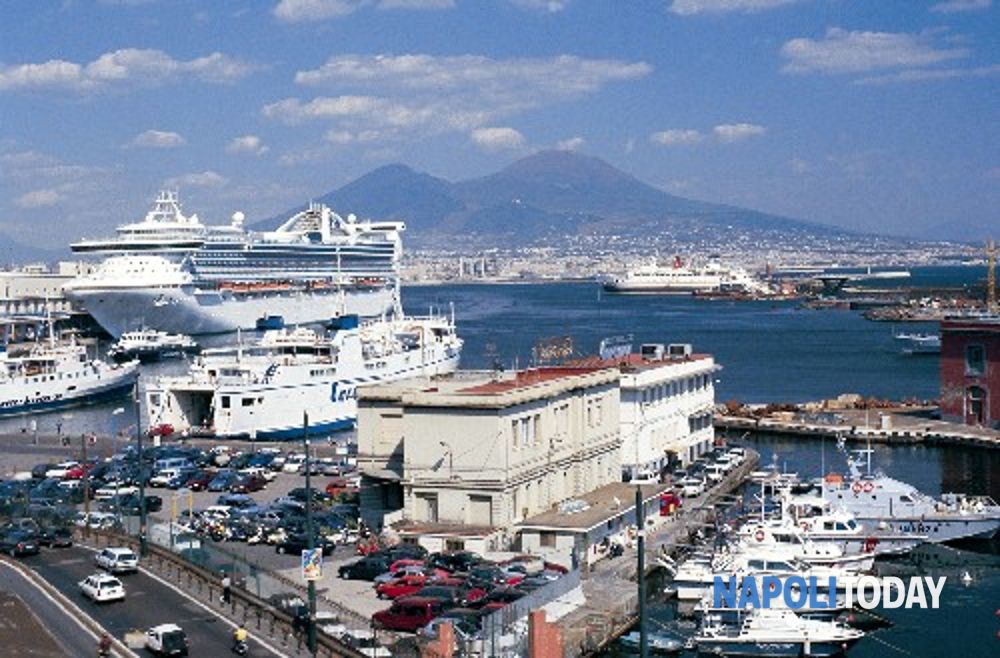 Parcheggio Porto di Napoli